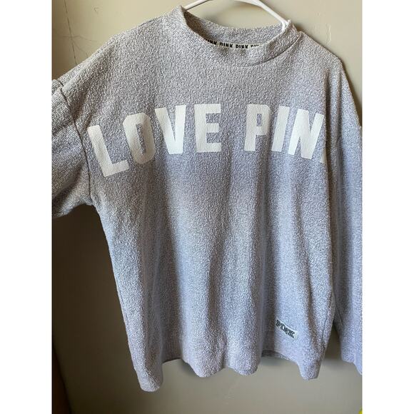Victoria’s Secret PINK ‘LOVE PINK’ Gray Pullover Sweatshirt - Picture 2 of 8